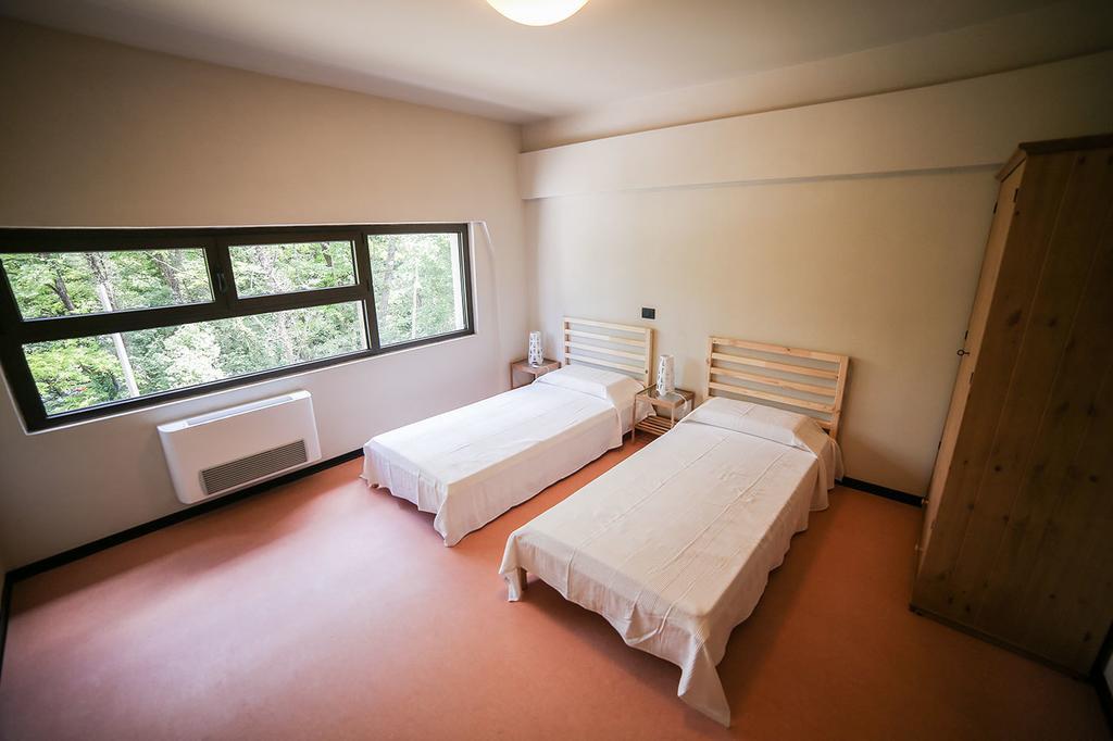 Oasi Hostel Merone Zimmer foto